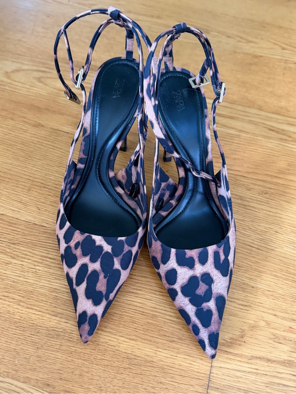 Zara Leopard Print Pointed-Toe Slingback Pumps in Pink